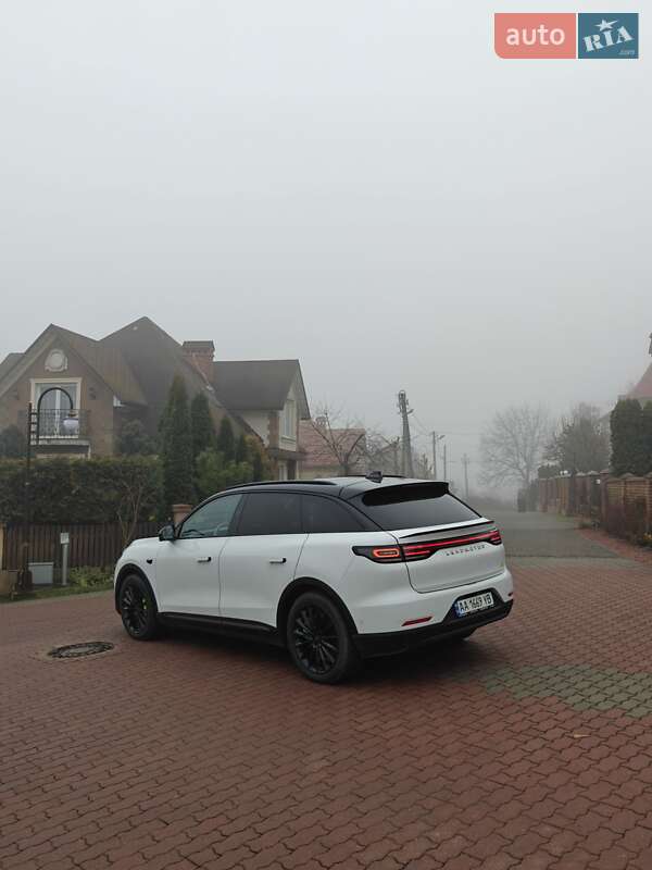 Внедорожник / Кроссовер Leapmotor С11 2023 в Черновцах