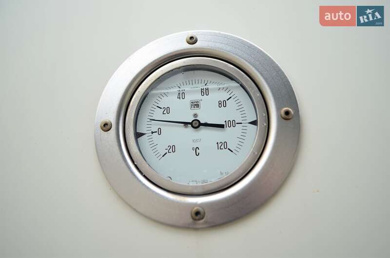 Цистерна полуприцеп LeciTrailer 3Е20 2011 в Львове