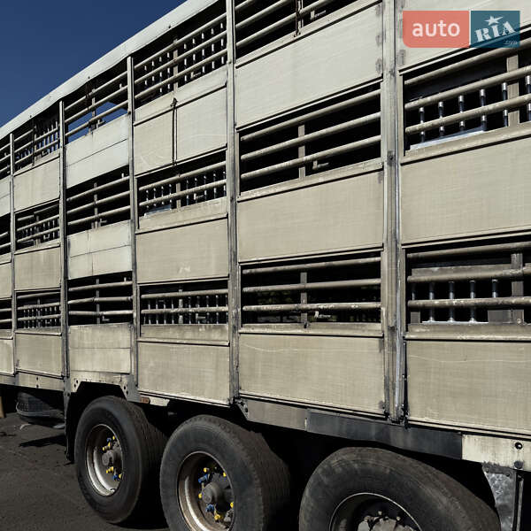 Для перевозки животных - полуприцеп LeciTrailer SR 2005 в Шептицькому