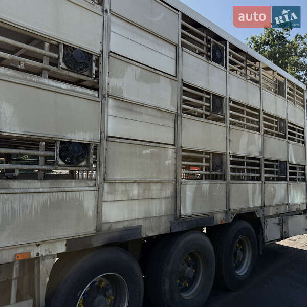 Для перевозки животных - полуприцеп LeciTrailer SR 2005 в Шептицькому