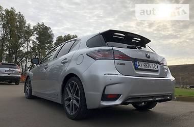 Хэтчбек Lexus CT 2015 в Обухове