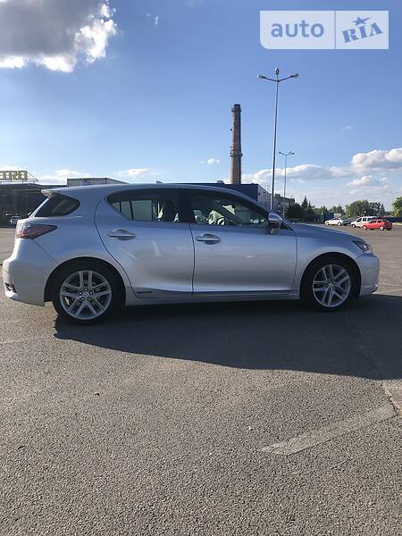 Хетчбек Lexus CT 2015 в Львові