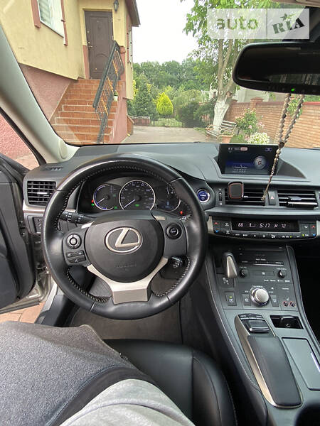 Хетчбек Lexus CT 2016 в Луцьку фото 18 Хетчбек Lexus CT 2016 в Луцьку