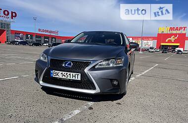 Хэтчбек Lexus CT 2014 в Ровно