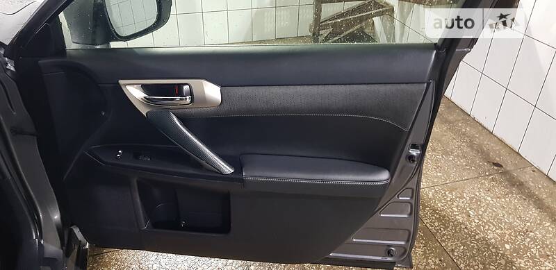 Хэтчбек Lexus CT 2014 в Полтаве