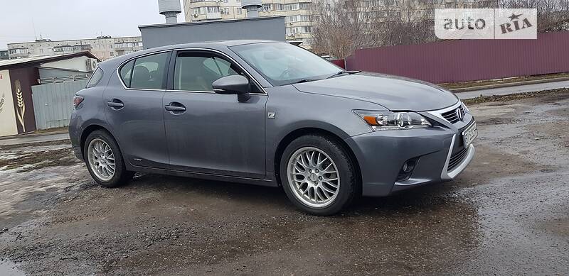 Хэтчбек Lexus CT 2014 в Полтаве