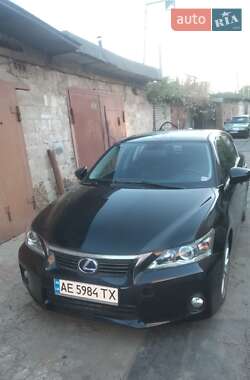 Хэтчбек Lexus CT 2013 в Киеве