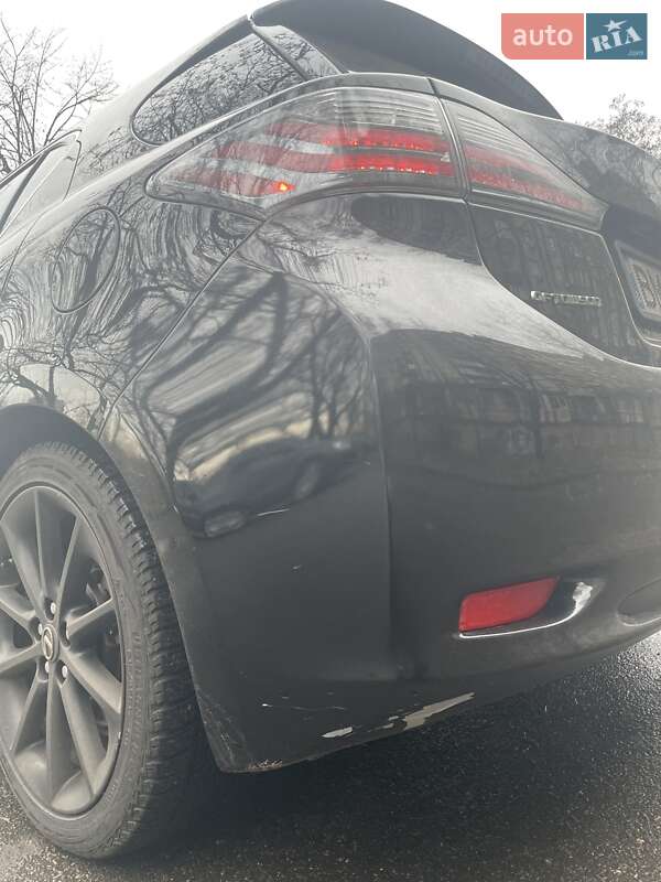 Хэтчбек Lexus CT 2012 в Киеве