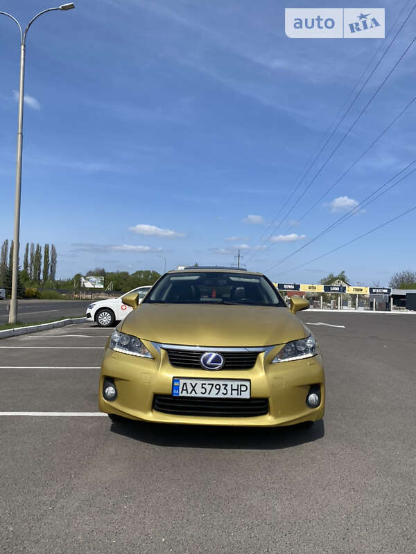 Хетчбек Lexus CT 2011 в Луцьку