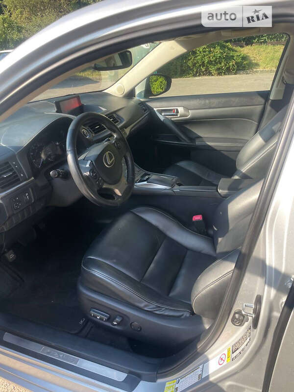 Хэтчбек Lexus CT 2014 в Львове фото 20 Хэтчбек Lexus CT 2014 в Львове