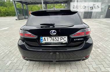 Хэтчбек Lexus CT 2013 в Киеве