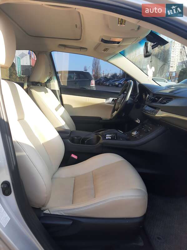Хэтчбек Lexus CT 2012 в Харькове фото 4 Хэтчбек Lexus CT 2012 в Харькове