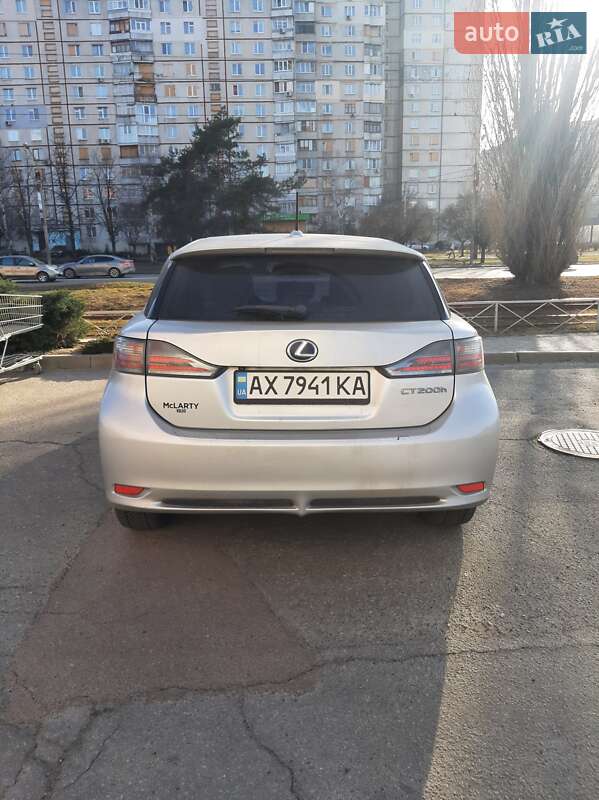 Хэтчбек Lexus CT 2012 в Харькове