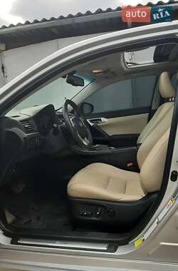 Хэтчбек Lexus CT 2012 в Харькове