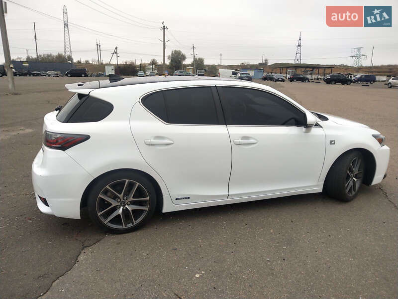 Хэтчбек Lexus CT 2015 в Одессе