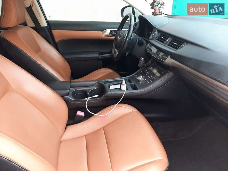 Хэтчбек Lexus CT 2015 в Одессе