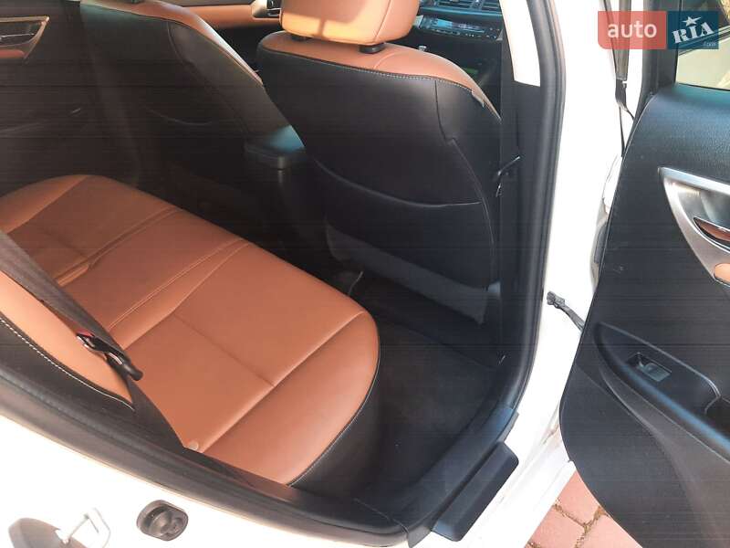 Хэтчбек Lexus CT 2015 в Одессе