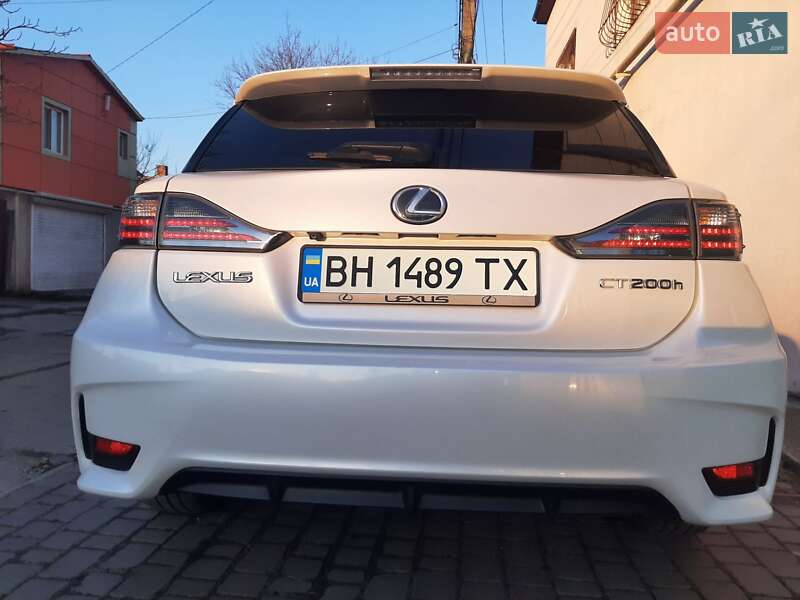 Хэтчбек Lexus CT 2015 в Одессе
