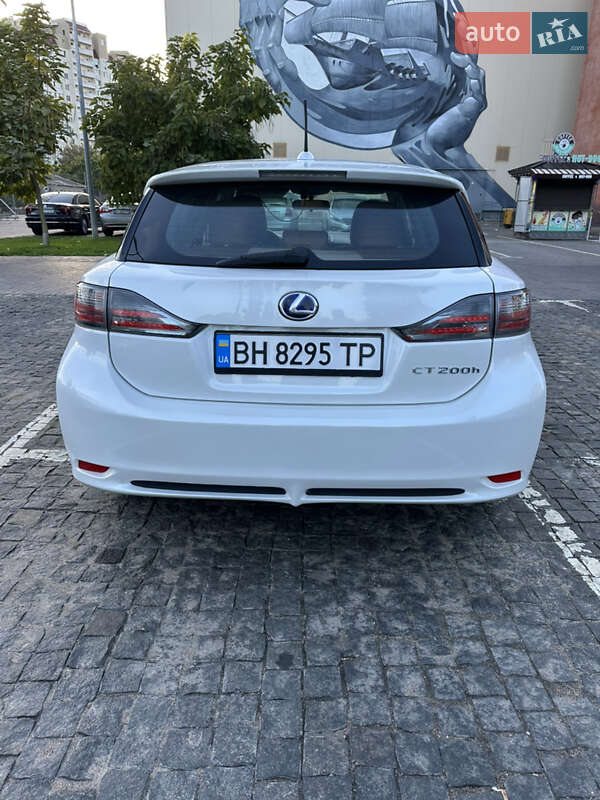 Хэтчбек Lexus CT 2012 в Одессе