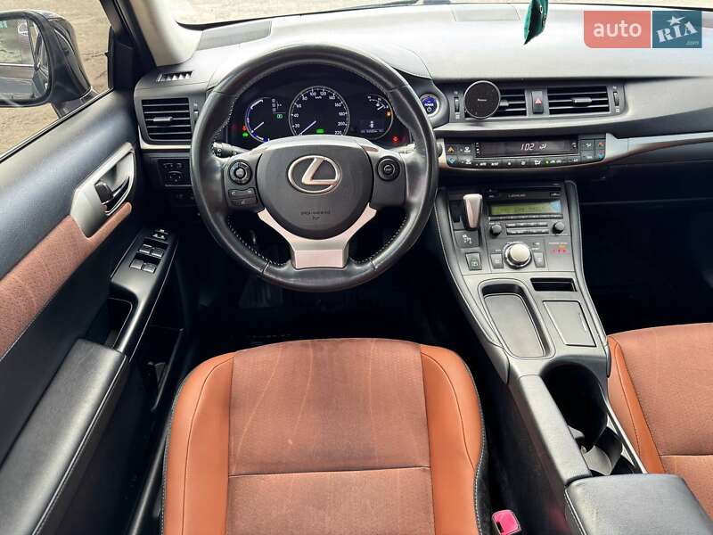 Хетчбек Lexus CT 2014 в Києві фото 18 Хетчбек Lexus CT 2014 в Києві
