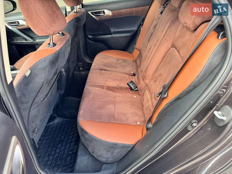 Хетчбек Lexus CT 2014 в Києві фото 12 Хетчбек Lexus CT 2014 в Києві