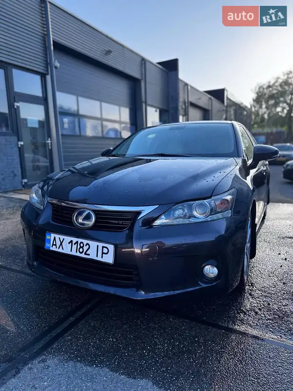Lexus CT 2012