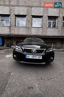 Хэтчбек Lexus CT 2011 в 