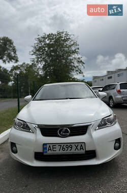 Хэтчбек Lexus CT 2013 в Измаиле