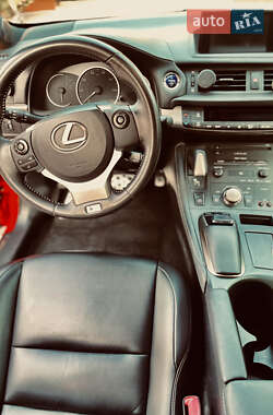 Хэтчбек Lexus CT 2014 в 