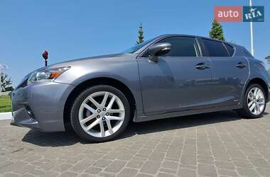 Хэтчбек Lexus CT 2016 в 