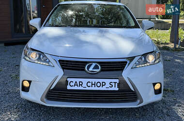 Хетчбек Lexus CT 2015 в 