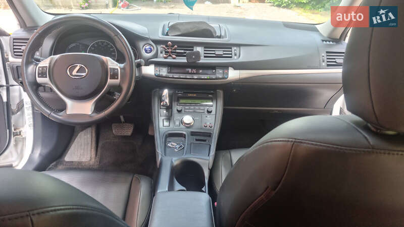 Хэтчбек Lexus CT 2012 в Радехове