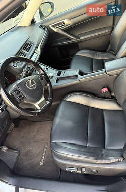 Хэтчбек Lexus CT 2015 в 