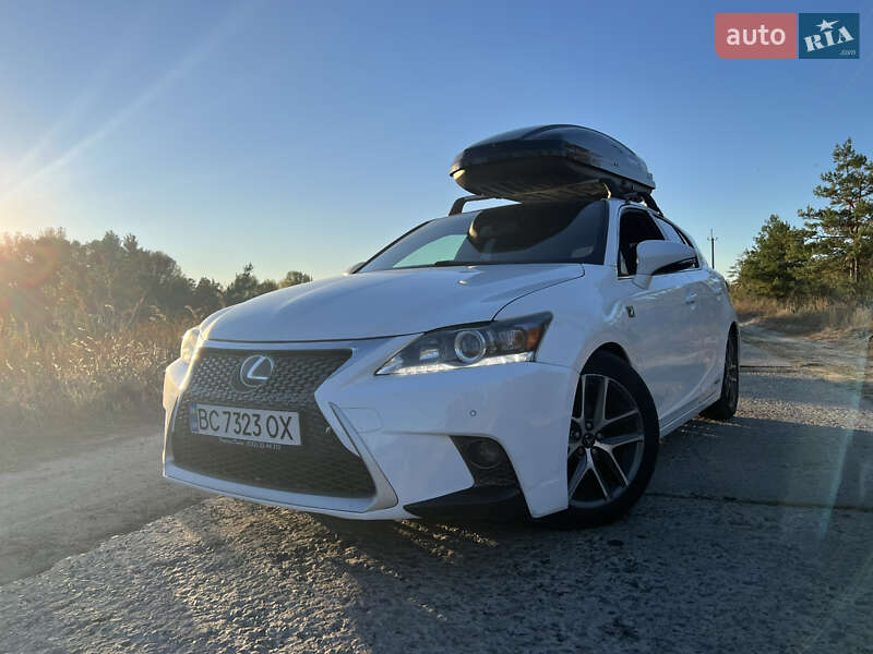 Хэтчбек Lexus CT 2015 в Киеве