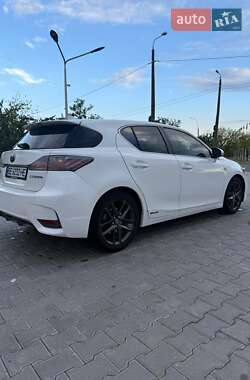 Хэтчбек Lexus CT 2014 в Южноукраинске