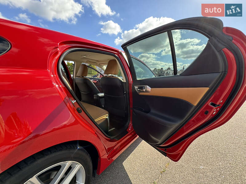 Хетчбек Lexus CT 2015 в Києві