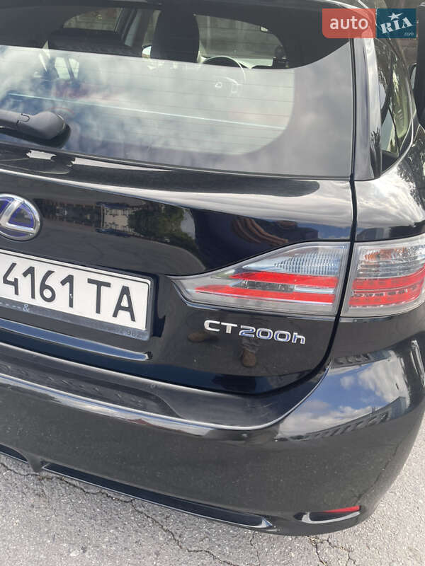Хэтчбек Lexus CT 2013 в Ужгороде