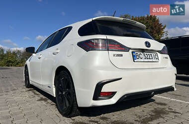 Хэтчбек Lexus CT 2012 в Радехове