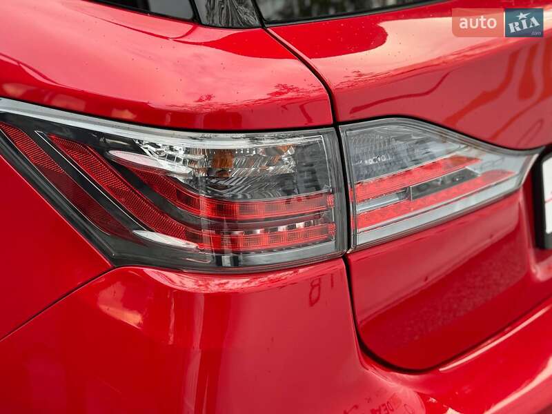 Хэтчбек Lexus CT 2017 в Киеве