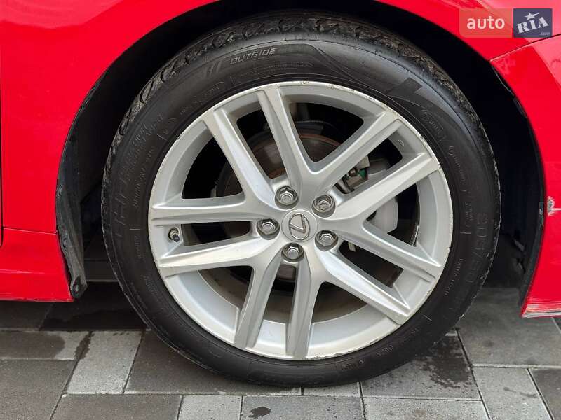 Хэтчбек Lexus CT 2017 в Киеве