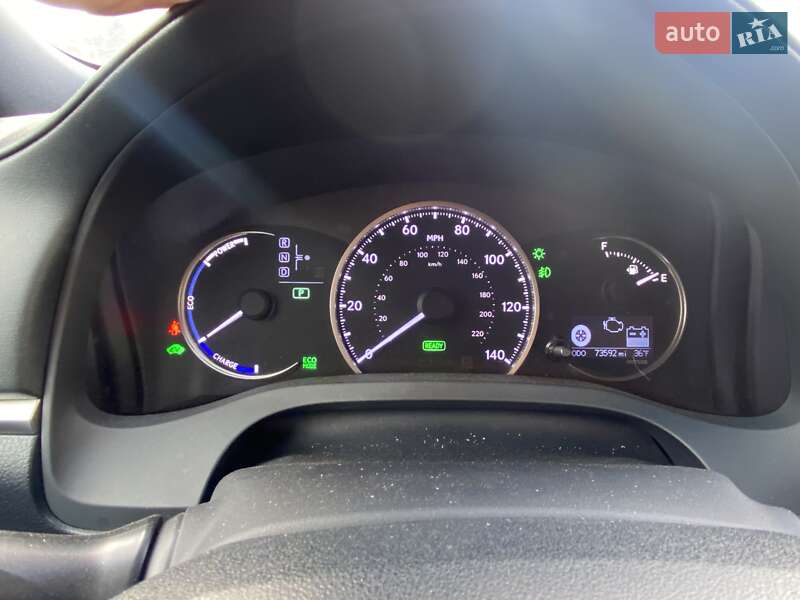 Хэтчбек Lexus CT 2015 в Киеве