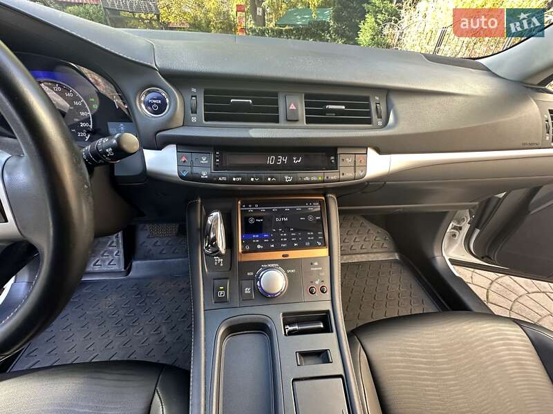 Хэтчбек Lexus CT 2013 в Одессе фото 30 Хэтчбек Lexus CT 2013 в Одессе