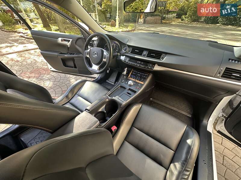 Хэтчбек Lexus CT 2013 в Одессе фото 41 Хэтчбек Lexus CT 2013 в Одессе