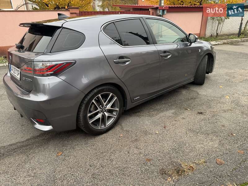 Хетчбек Lexus CT 2015 в Києві