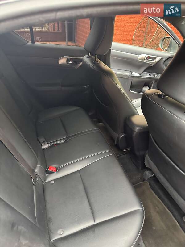 Хетчбек Lexus CT 2015 в Києві