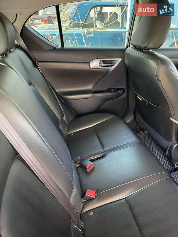 Хэтчбек Lexus CT 2013 в Николаеве