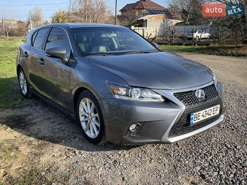 Хэтчбек Lexus CT 2013 в Николаеве