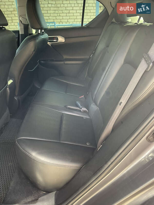 Хэтчбек Lexus CT 2013 в Николаеве