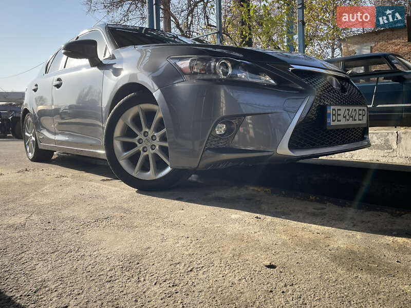 Хэтчбек Lexus CT 2013 в Николаеве
