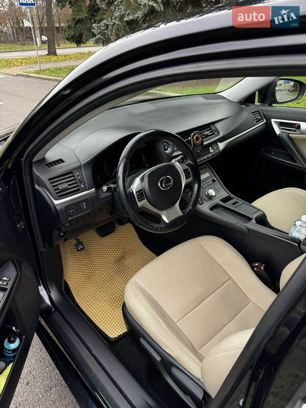 Хэтчбек Lexus CT 2011 в Николаеве